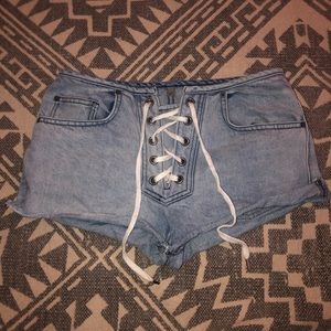 Carmar Lace up shorts
